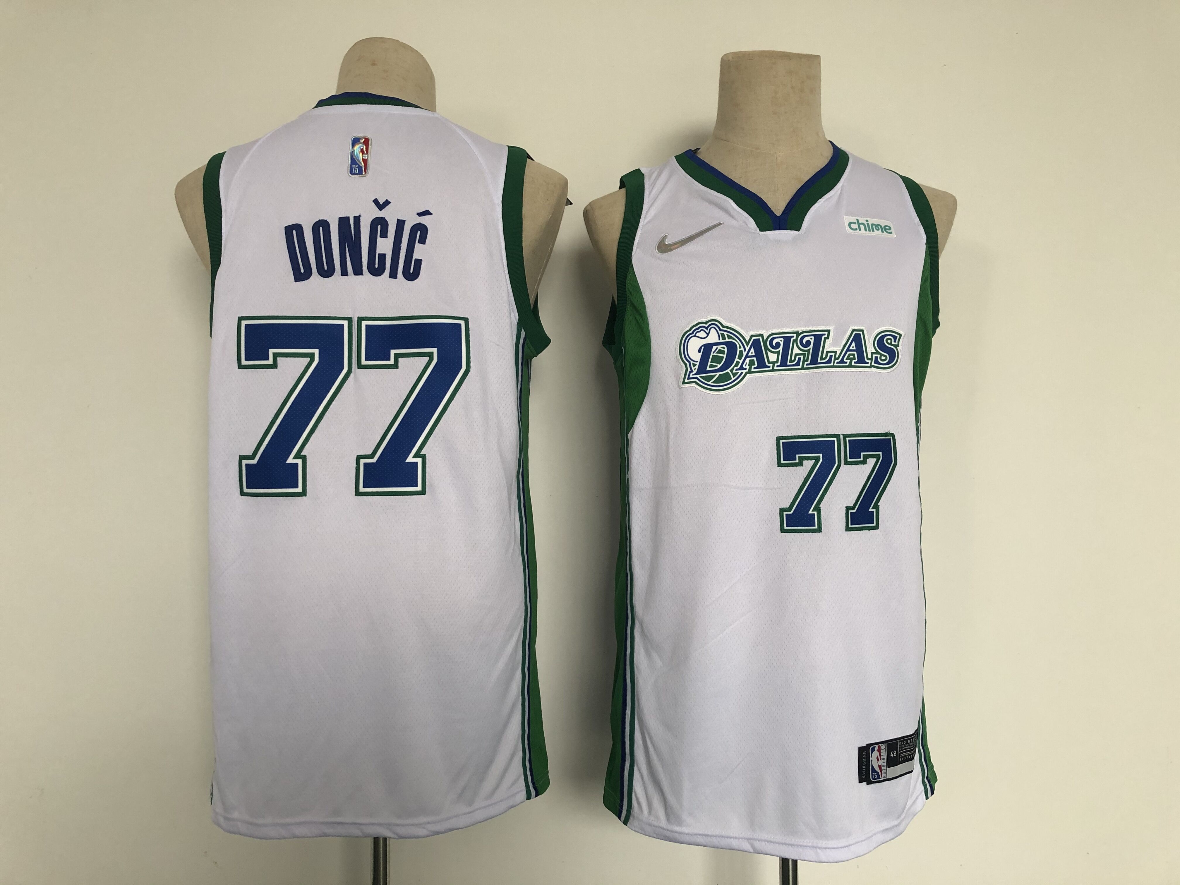 Men Dallas Mavericks #77 Doncic White 2022 City Edition Nike NBA Jersey